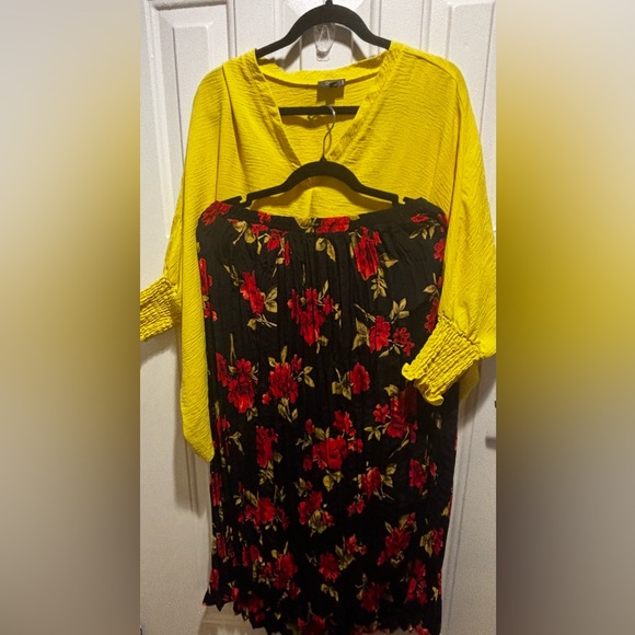 Other - Yellow Blouse and Floral Skirt Set